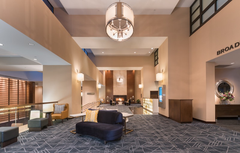 THE SARATOGA HILTON 45/75