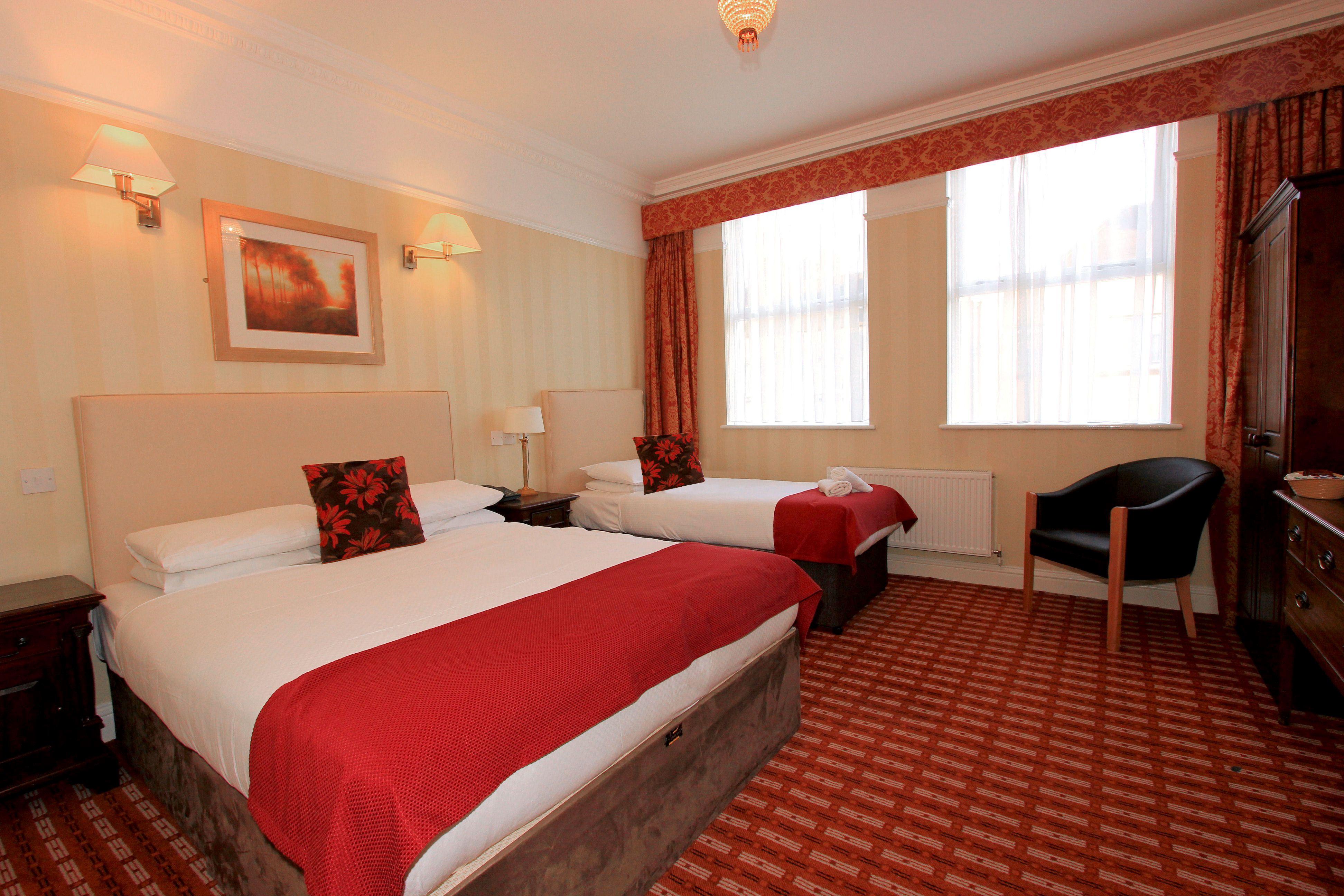 Castle Hotel 34/66
