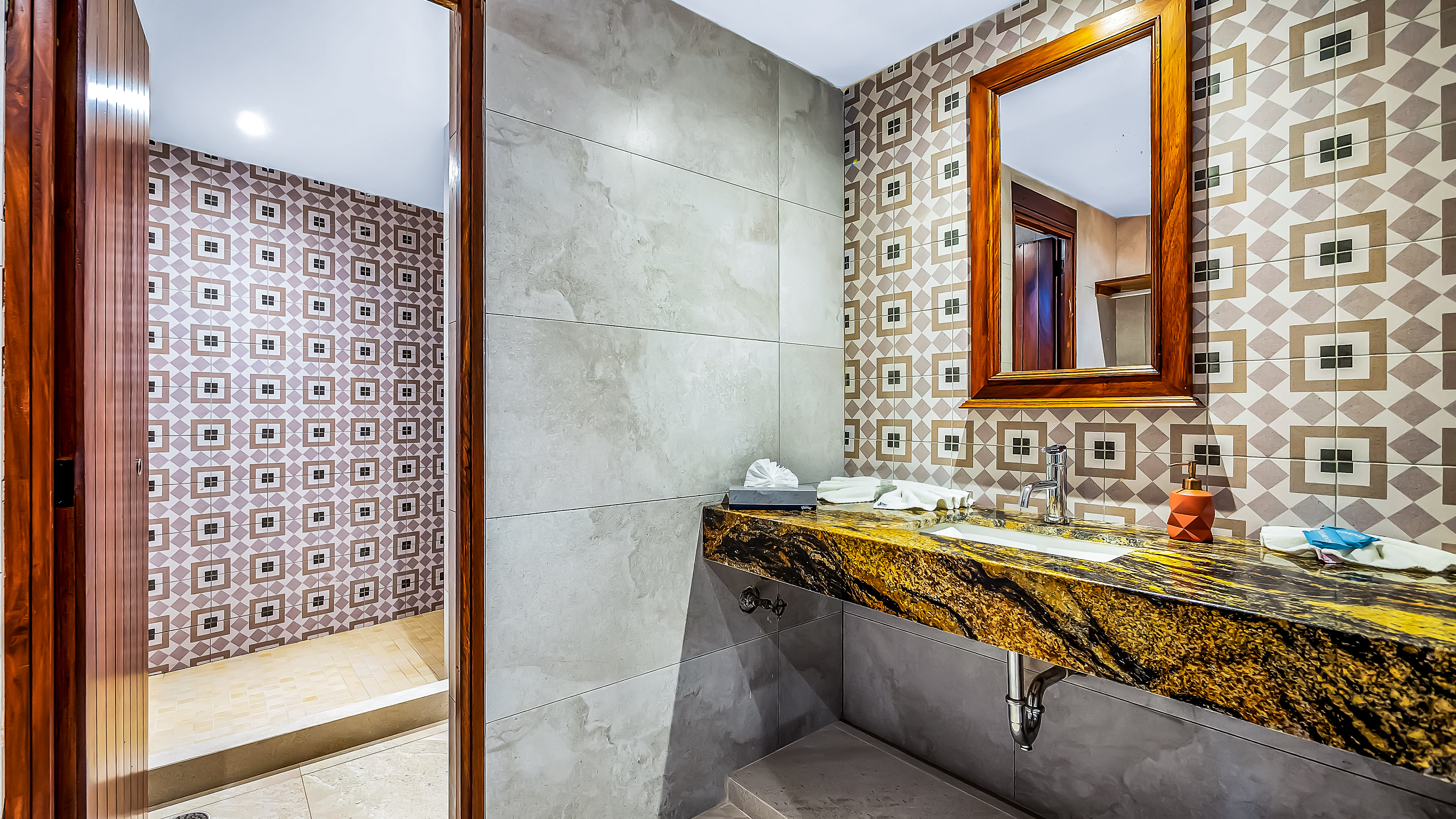 Hotel Marboka & Suites 58/58