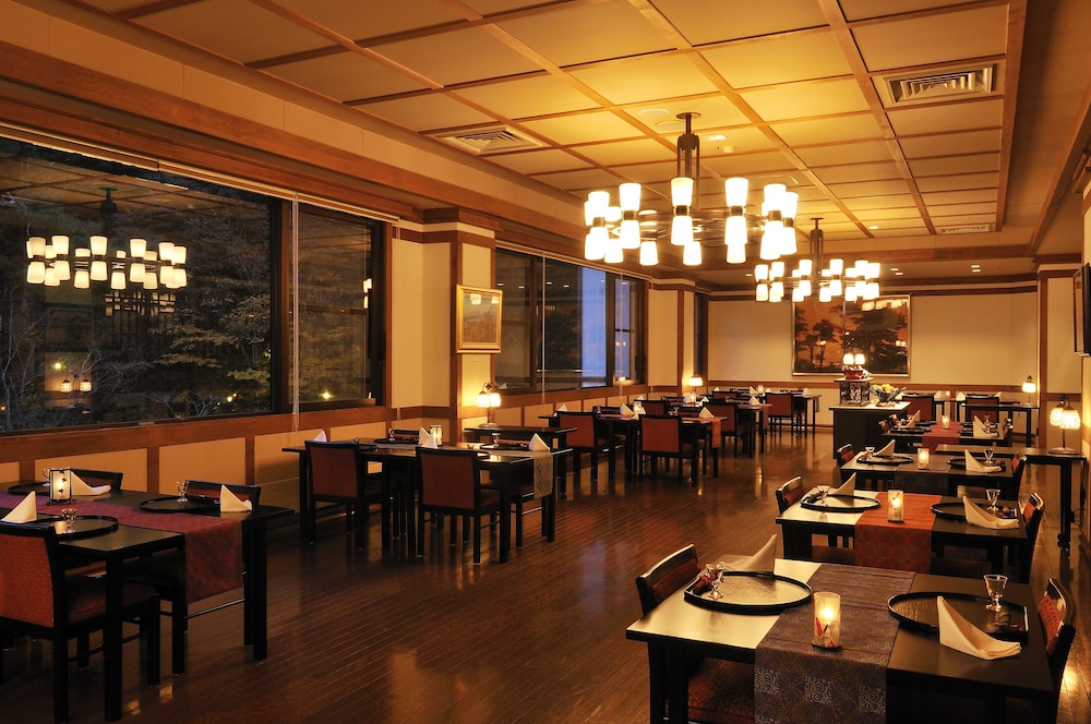 Kanbayashi Hotel Senjukaku 44/59