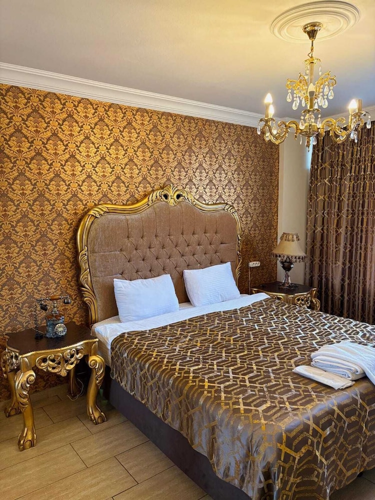 Room, Single, Double Bed