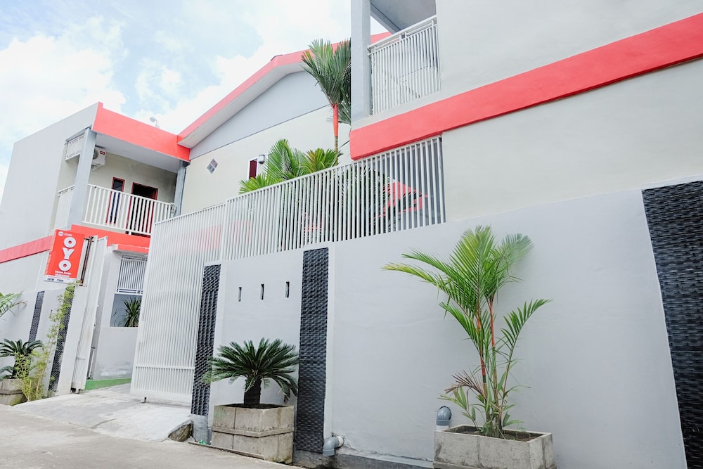OYO 2595 Hotel Jinan Makassar 4/24
