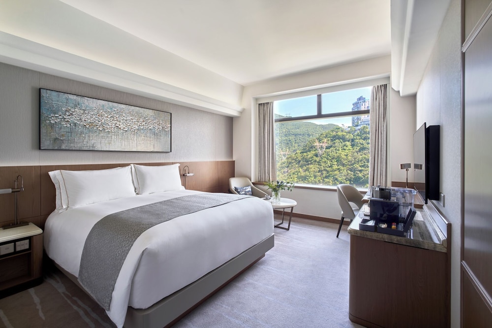 Family Suite, Plus, Deluxe, King and Twin Beds