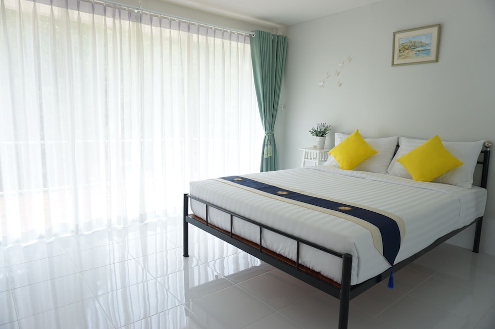 The White Village Ranong Resort 13/22
