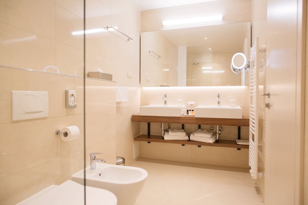 Grand Hotel Bernardin 50/50