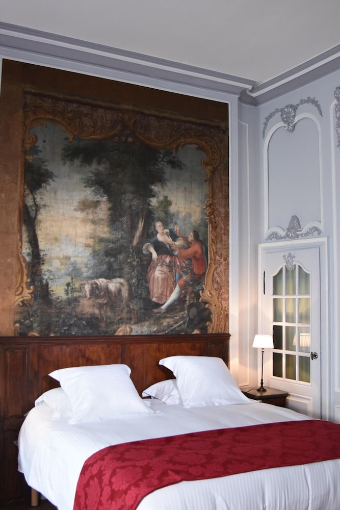 HOTEL DE WARENGHIEN 6/27