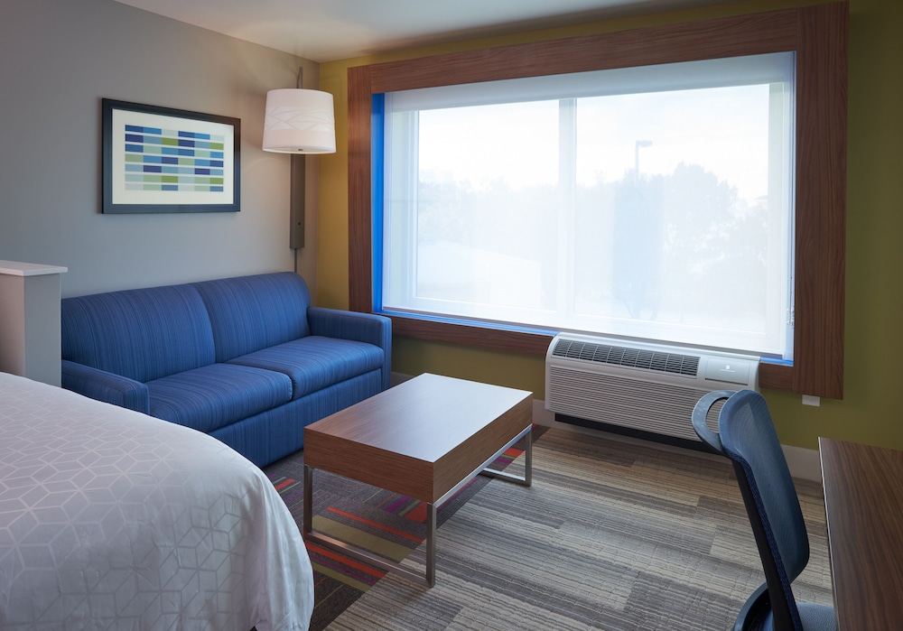 Holiday Inn Express Doral Miami 38/56