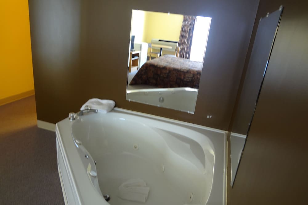 Canadas Best Value Inn Kapuskasing 45/45