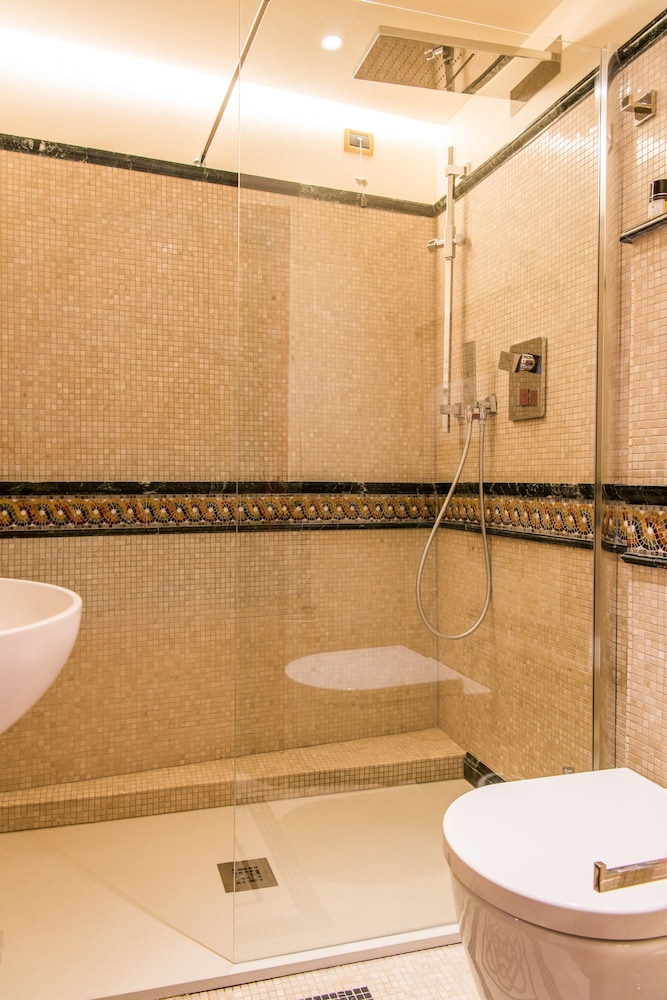 Hotel Santo Stefano 44/47