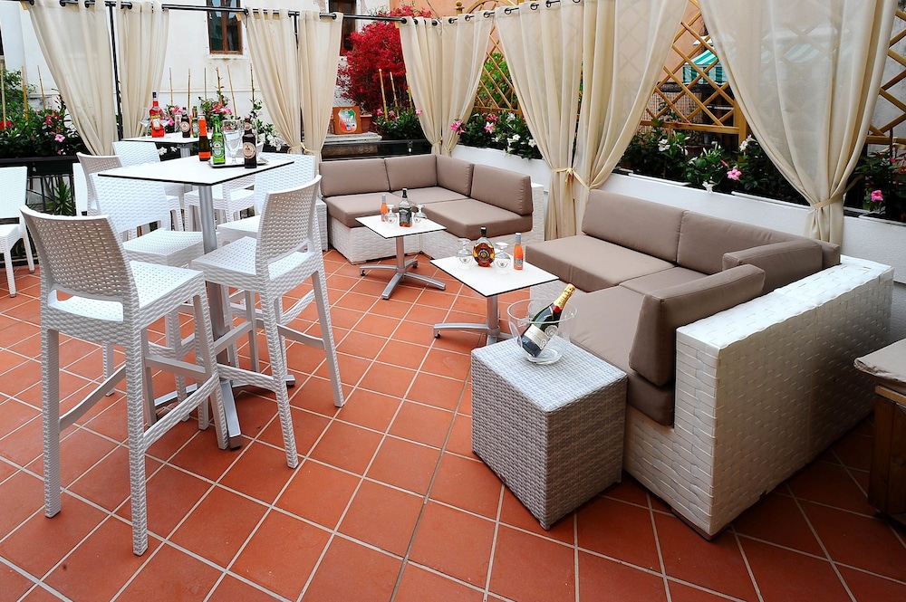 Hotel Fontana 17/28