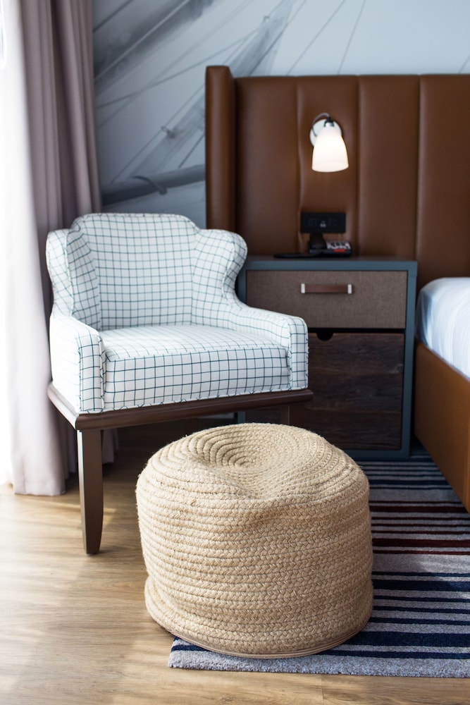 HOTEL INDIGO OLD TOWN ALEXANDRIA 62/82