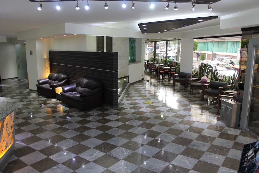 Hotel Premier 44/48