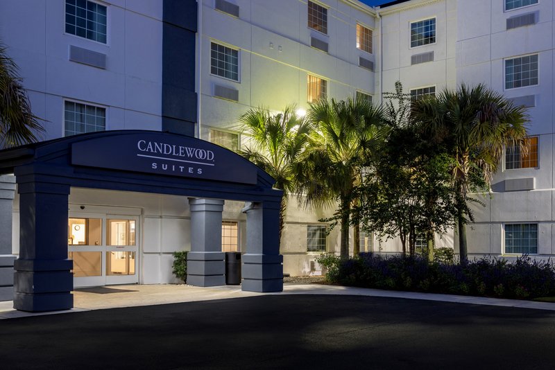 CANDLEWOOD SUITES BLUFFTON - HILTON HEAD 64/73