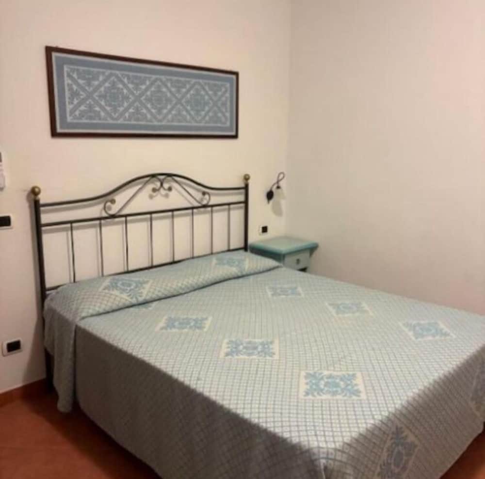 Il Borgo Di Punta Marana 48/50