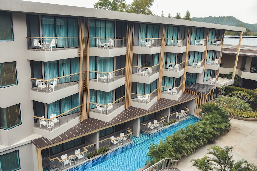Sand Dunes Chaolao Beach Resort 5/50