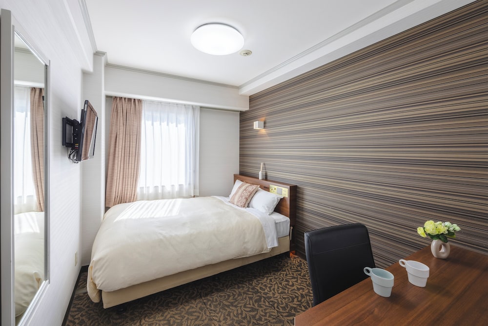 Sasebo Washington Hotel 33/65