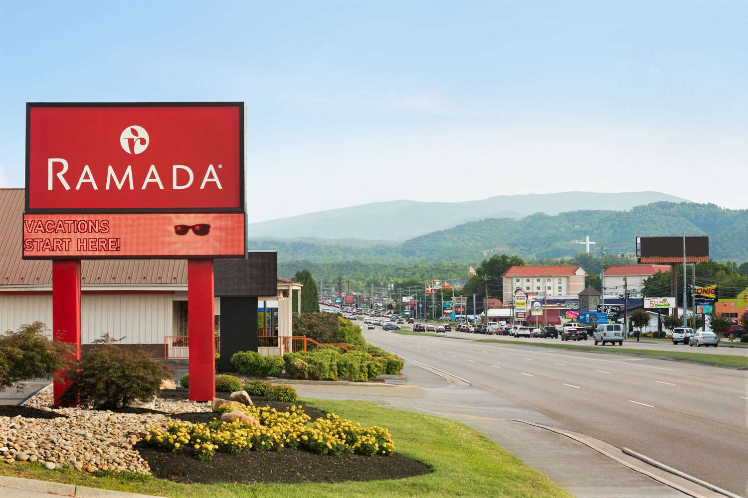 Ramada By Wyndham Pigeon Forge North 4/57
