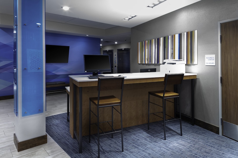 Holiday Inn Express Suites the Dalles 4/53