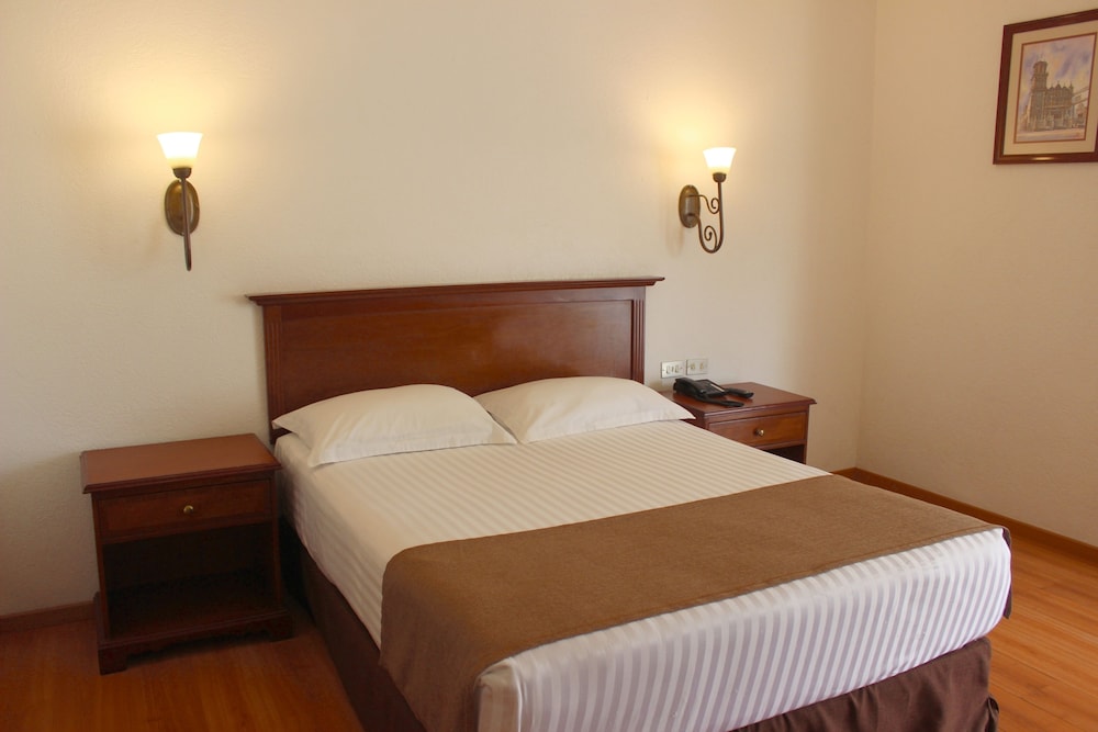 Hotel De Mendoza 20/57