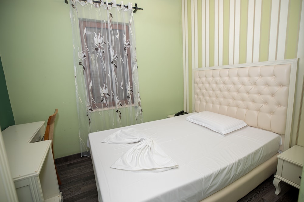 Vila Zeus Hotel 34/43