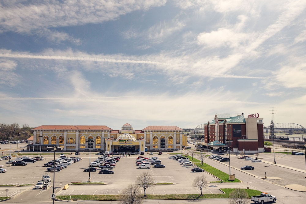 Casino Queen Hotel 44/50