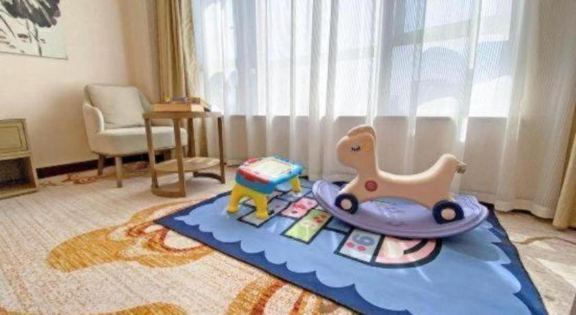 Zijingang International Hotel 43/56