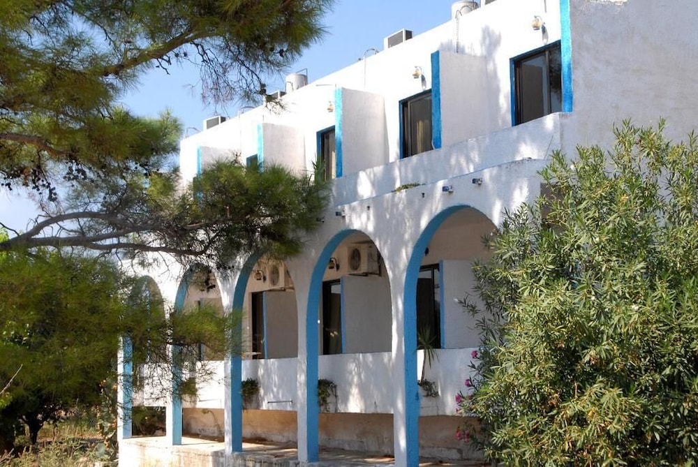 Anthoula Sun 26/38