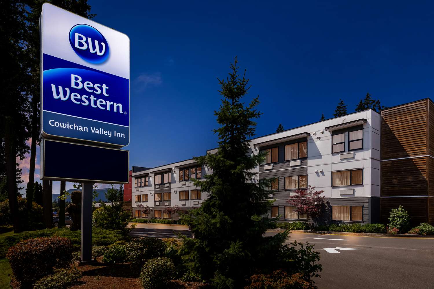 Best Western Cowichan Valley Inn 2/35