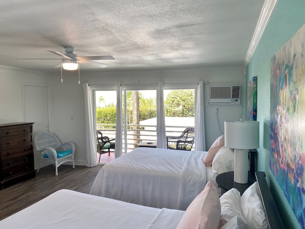 Drop Anchor Resort and Marina 18/50