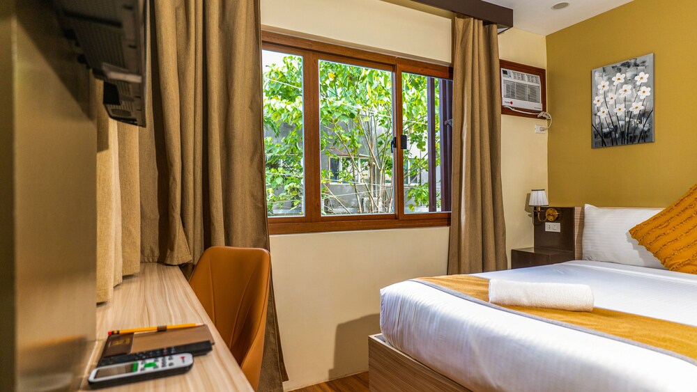 Hollywood Hotel Puerto Princesa 25/66