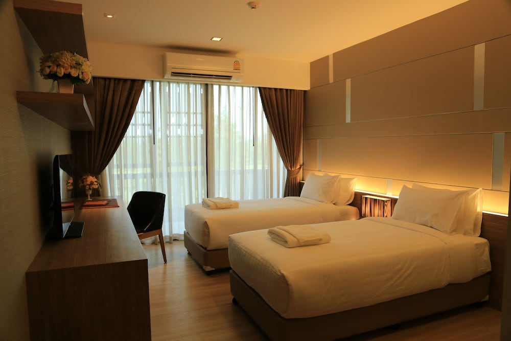 HYDE PARK CHIANGMAI 20/72