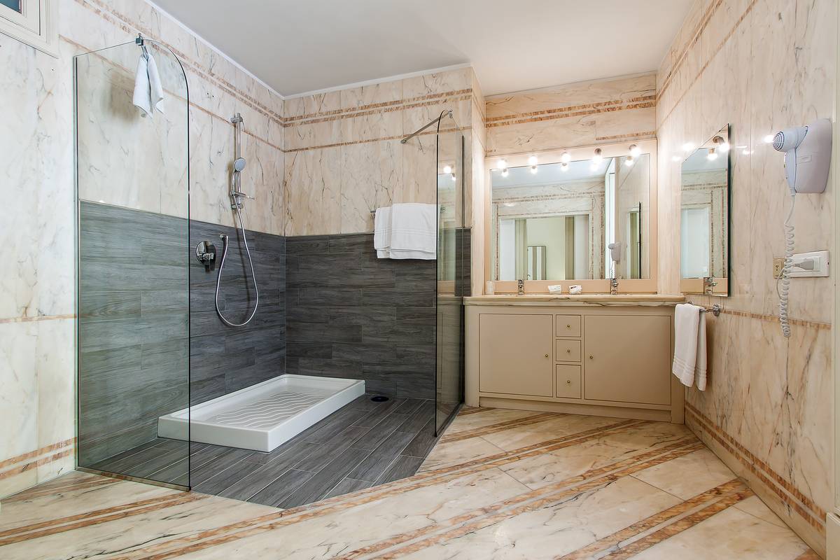 Palazzo Starace 32/50