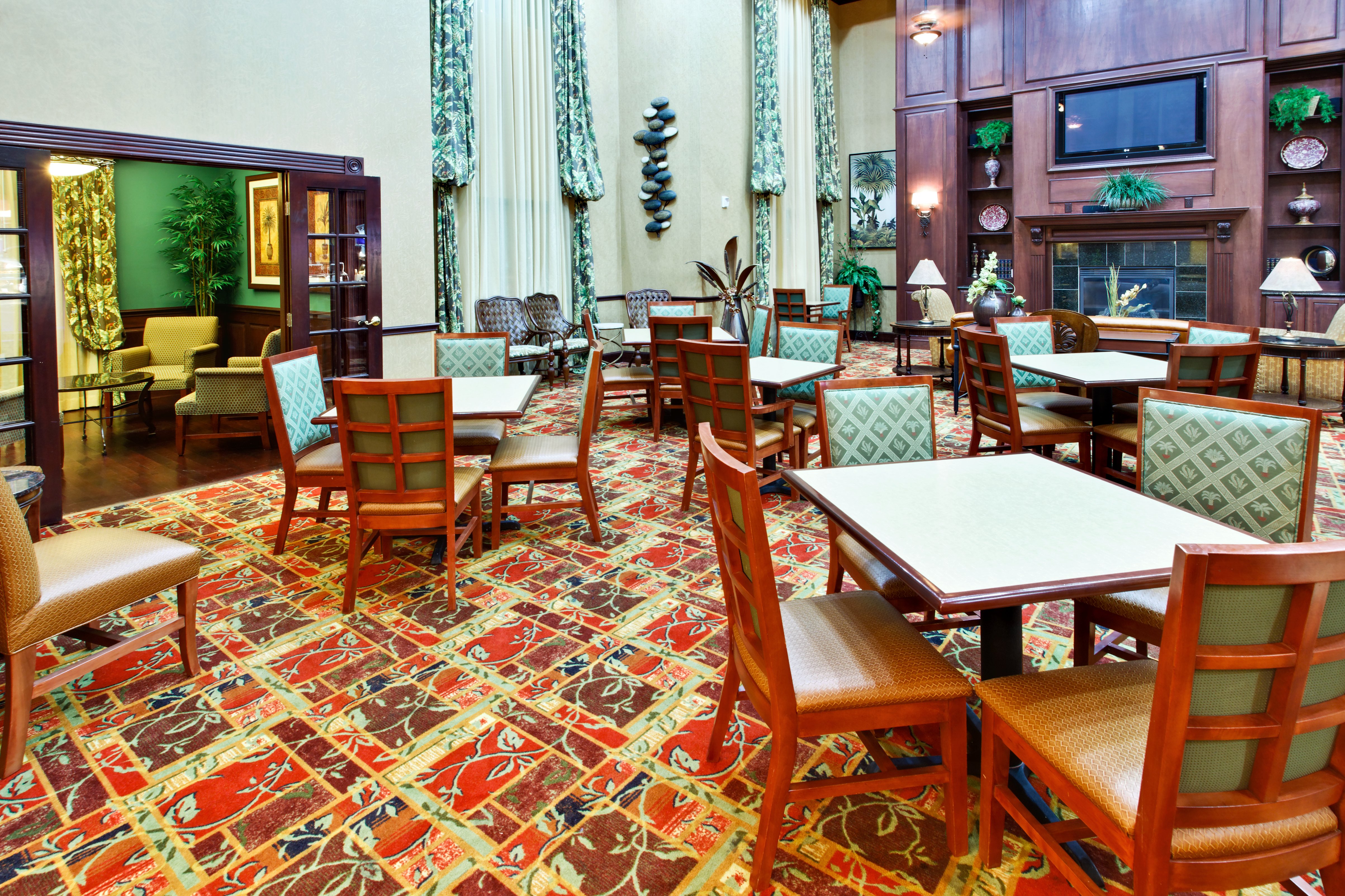 Holiday Inn Express Hotel And Suites Dfw West Hurst 55/74
