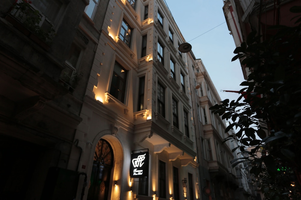 Ferman Pera Hotel in ISTANBUL