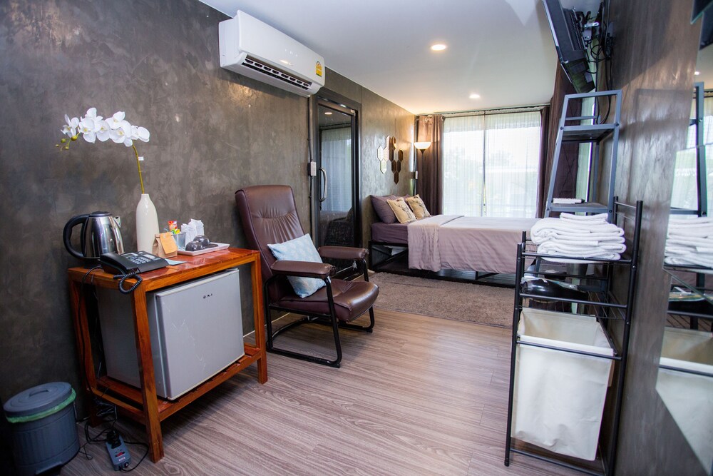 Bluemoon Riverside Resort 18/50