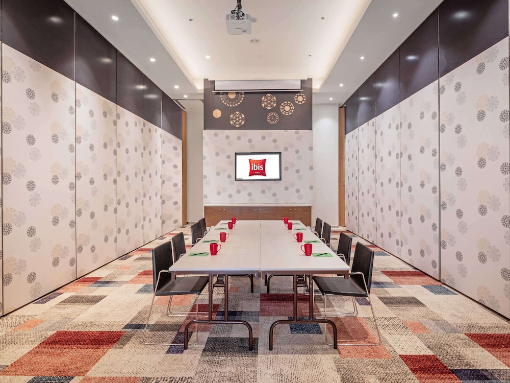 Ibis Kolkata Rajarhat 69/76