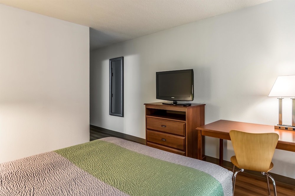 Motel6 Petersburg, VA - Fort Lee 31/45