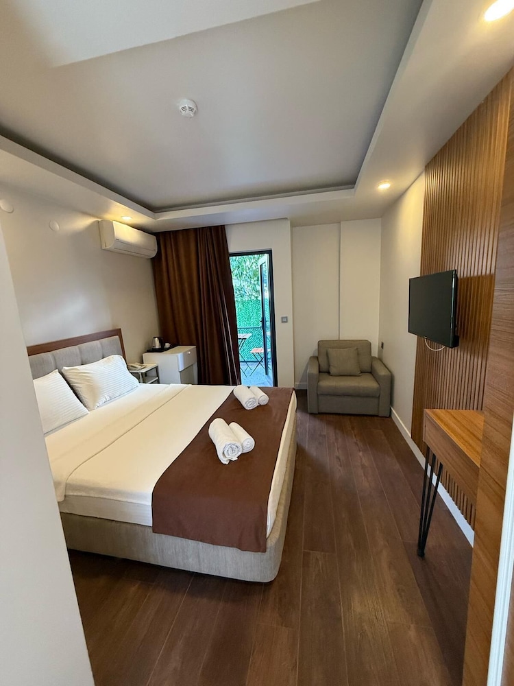 Perlo Hotel Kemer 7/20