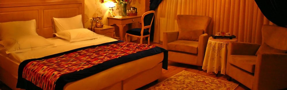 Divas Silver Hotel 24/71