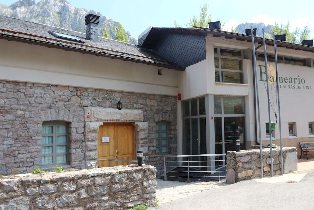 Balneario Caldas de Luna 3/50