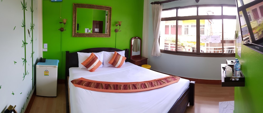 Phonepaseuth Hotel 20/55