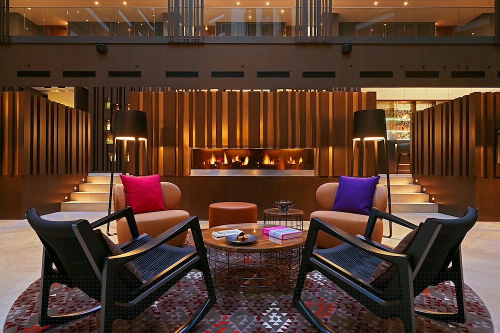 Sheraton Grand Tbilisi Metechi Palace 61/88