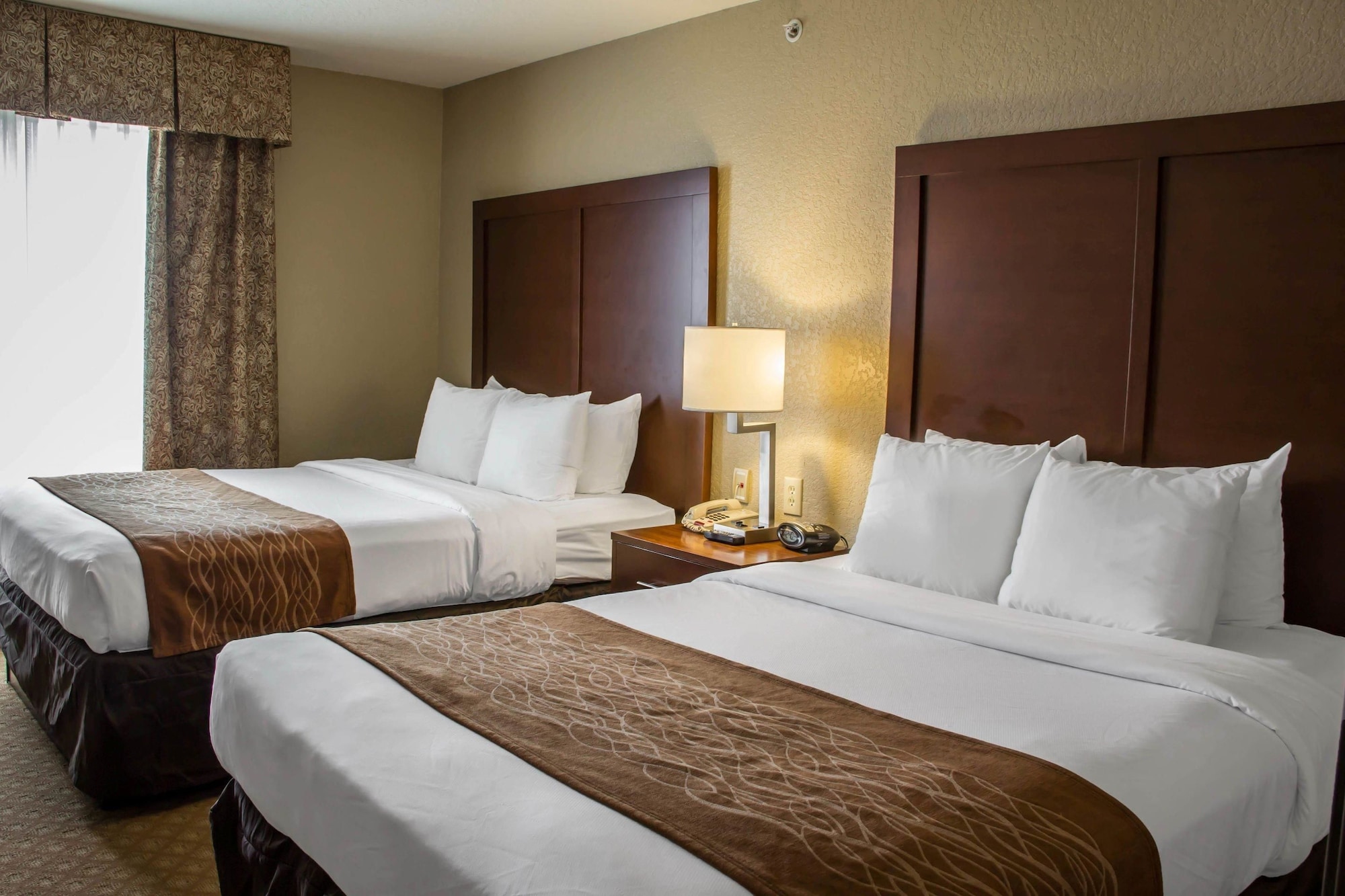 SUITE, 2 QUEEN BEDS