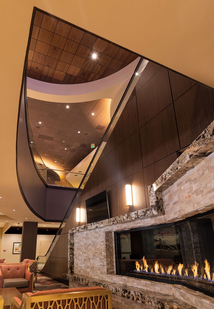 Horseshoe Black Hawk - A Caesars Rewards Destination 37/65
