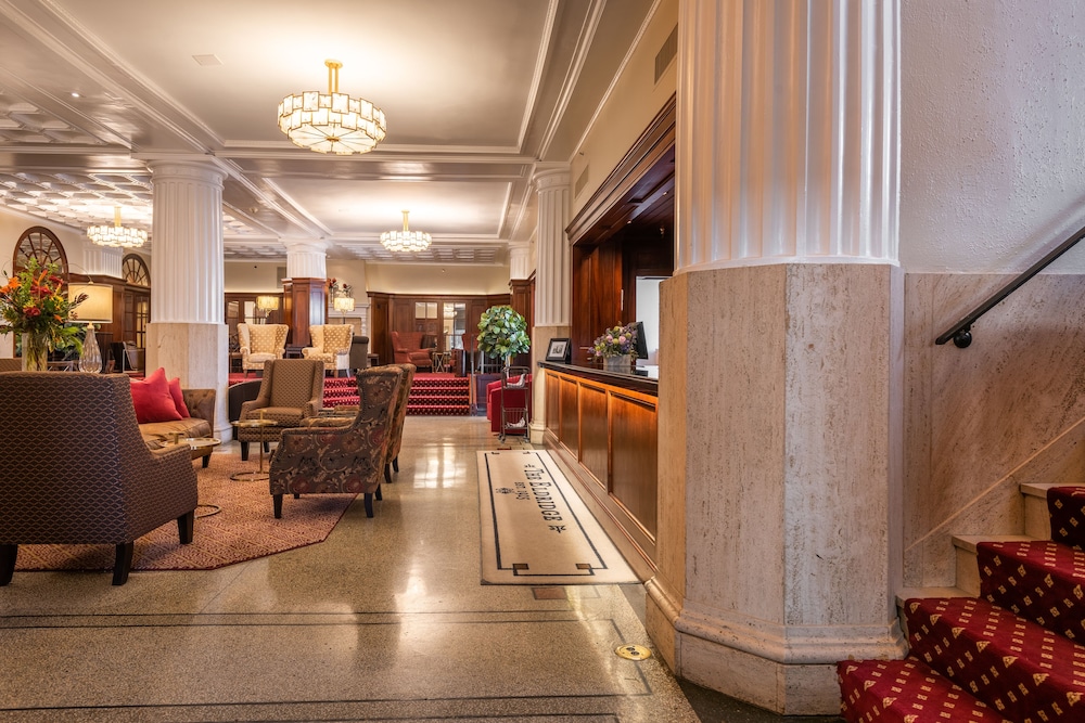 The Eldridge Hotel 22/31