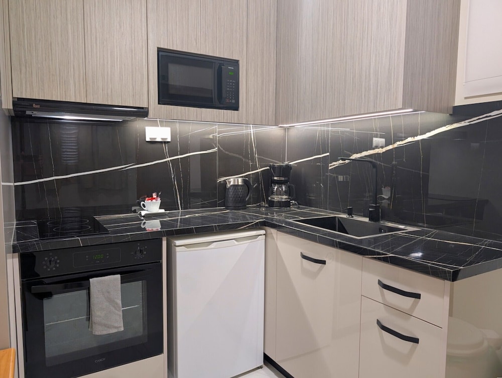 Dionysos Apartments 48/67