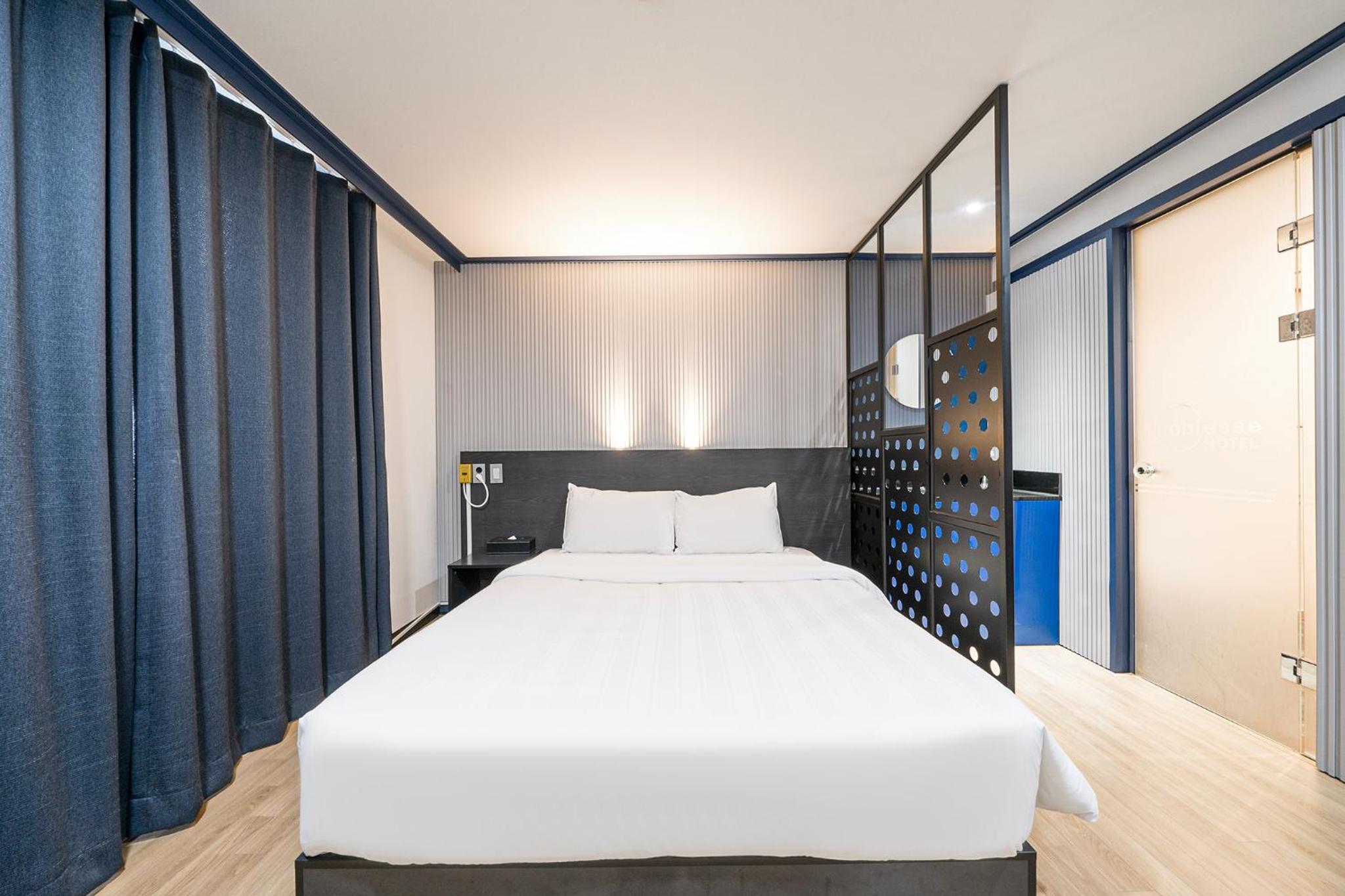 Noblesse Hotel 27/100