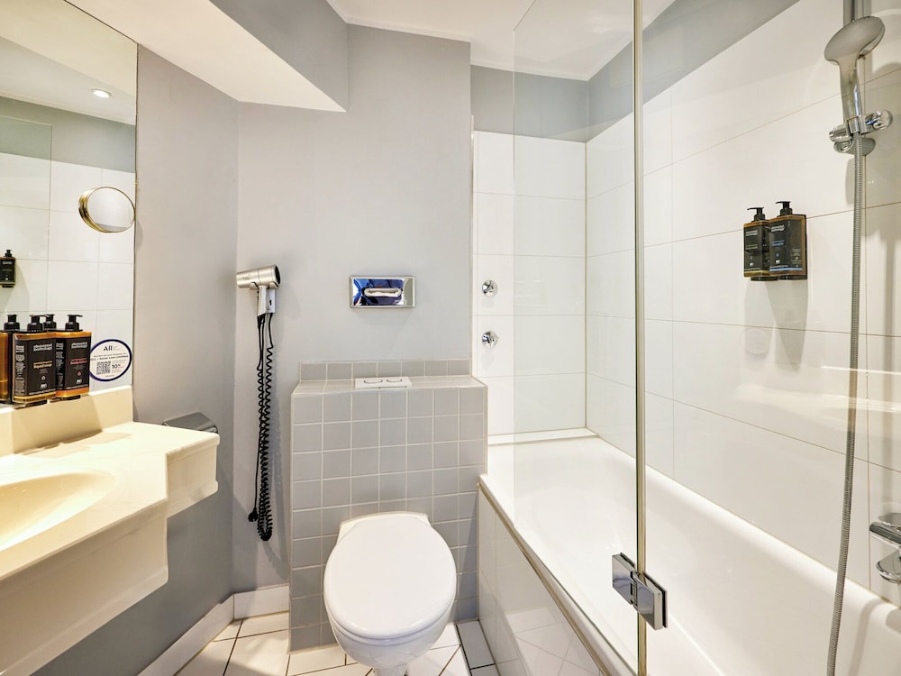 غرفة كلاسيكية بسرير فردي، Mercure Hotel Dusseldorf City Center 7/11