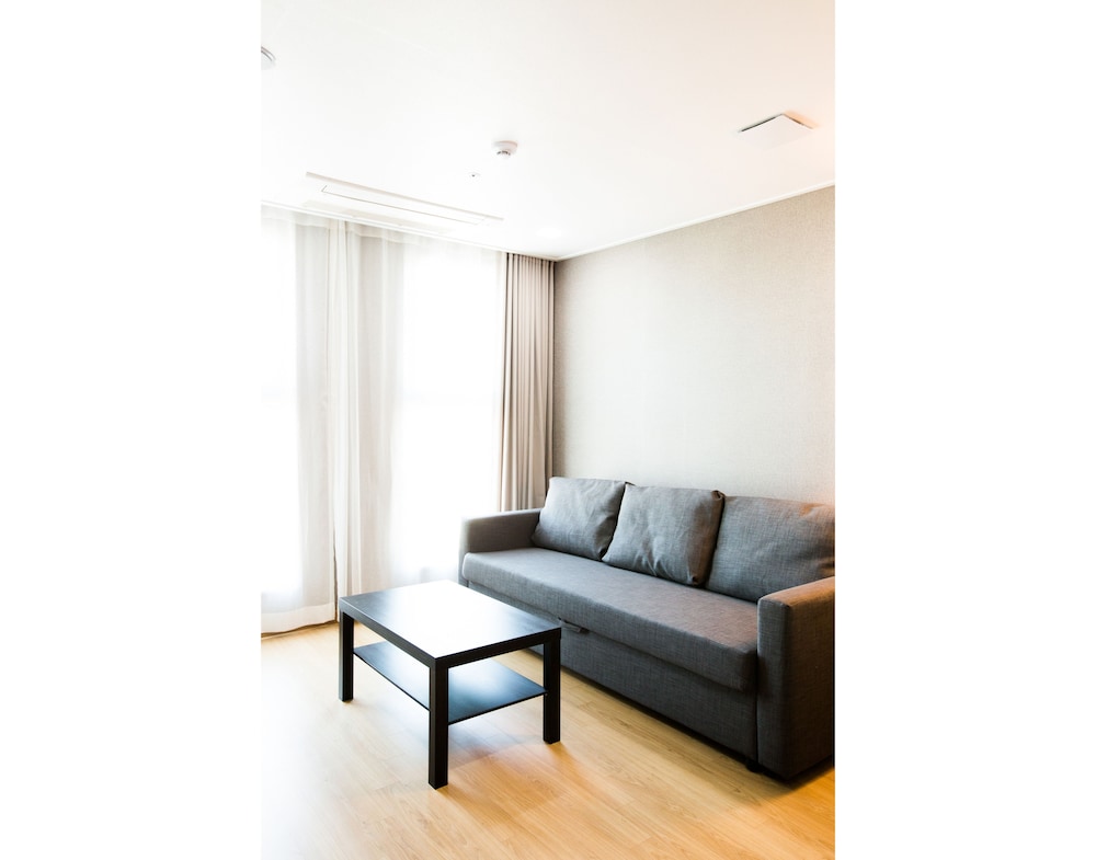 Hotel Lart Gimpo 58/78