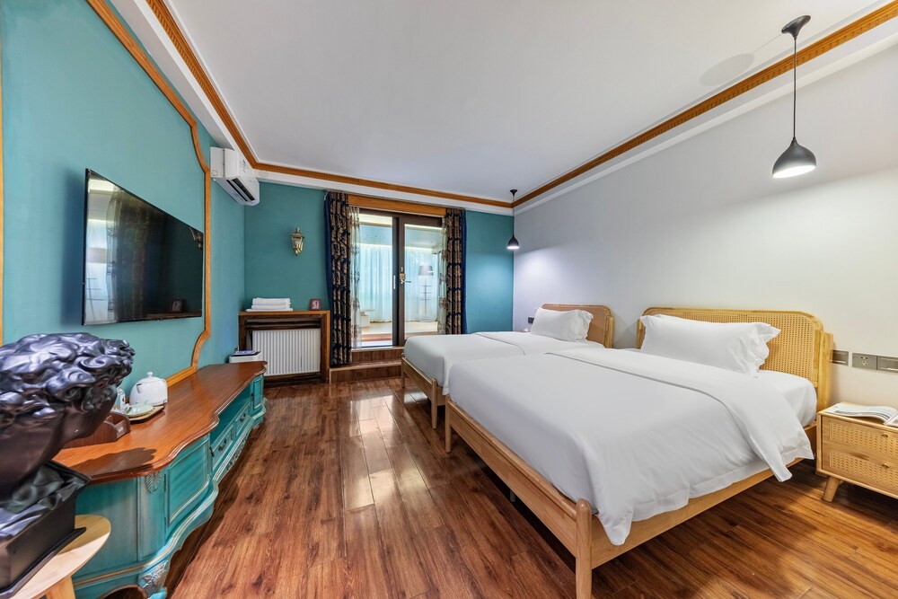 1 BEDROOM, SIGNATURE, TWIN BEDS, MOUNTAIN VIEW, TERRACE